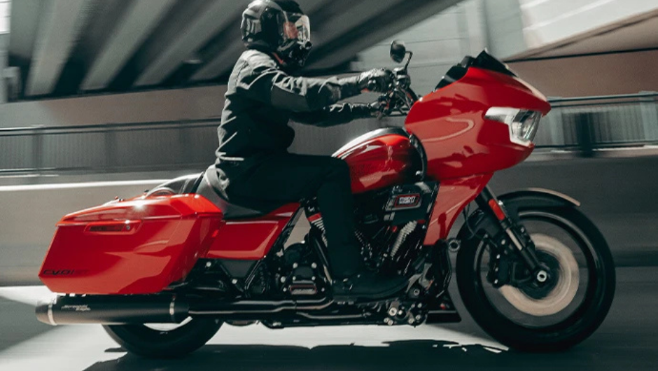CVO™ Road Glide™ ST 2025